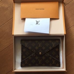 Louis Vuitton Kirigami clutch